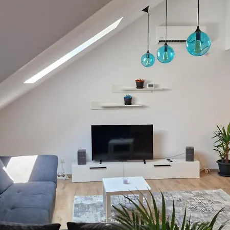 דירה White Flat - Skyview Duplex