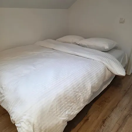 דירה White Flat - Skyview Duplex