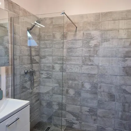 White Flat - Skyview Duplex * Бухарест