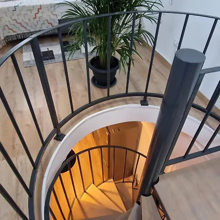 White Flat - Skyview Duplex * Бухарест