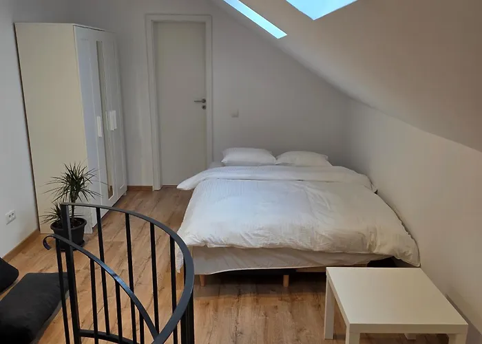 Διαμέρισμα White Flat - Skyview Duplex