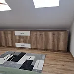 White Flat - Skyview Duplex Apartman