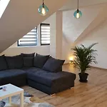 Apartman White Flat - Skyview Duplex Bukarest
