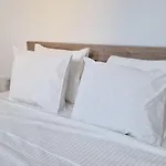 Apartman White Flat - Skyview Duplex Bukarest