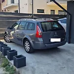 White Flat - Skyview Duplex Bukarest