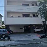 Apartman White Flat - Skyview Duplex *