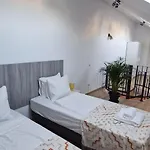 Apartman White Flat - Skyview Duplex *