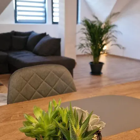 Apartment White Flat - Skyview Duplex Bucharest