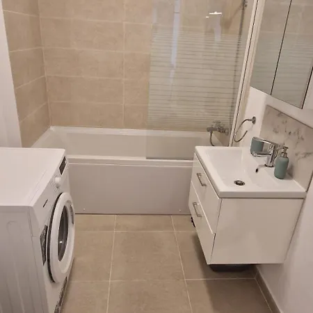 White Flat - Skyview Duplex Апартаменты Бухарест