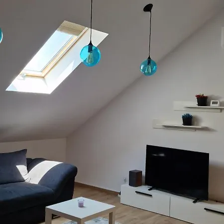 White Flat - Skyview Duplex Apartment Bucharest