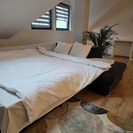 Apartman White Flat - Skyview Duplex
