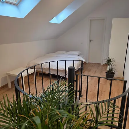 White Flat - Skyview Duplex Bukarest