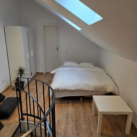 Daire White Flat - Skyview Duplex