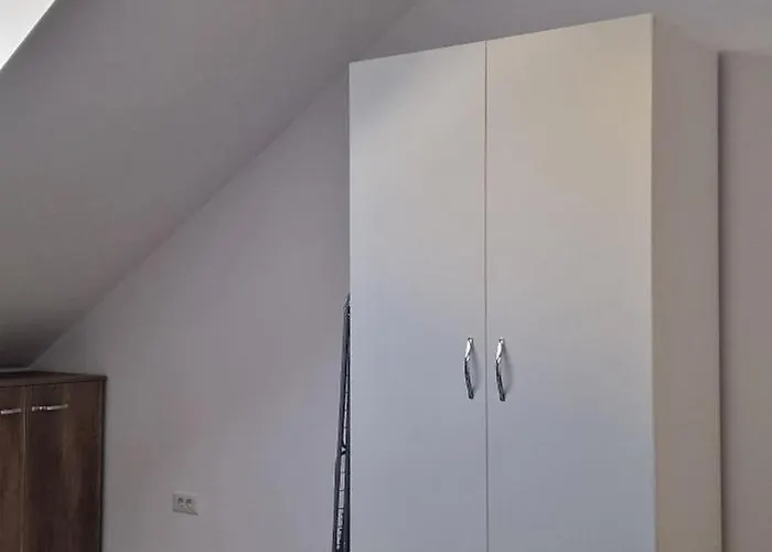 Апартаменти White Flat - Skyview Duplex