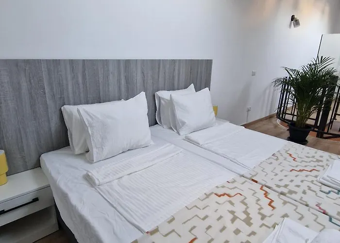 公寓 White Flat - Skyview Duplex