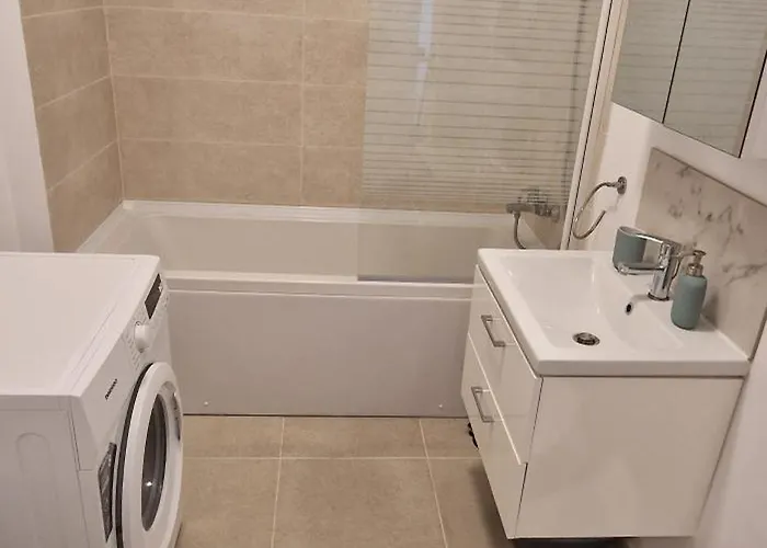 White Flat - Skyview Duplex Апартаменти Бухарест