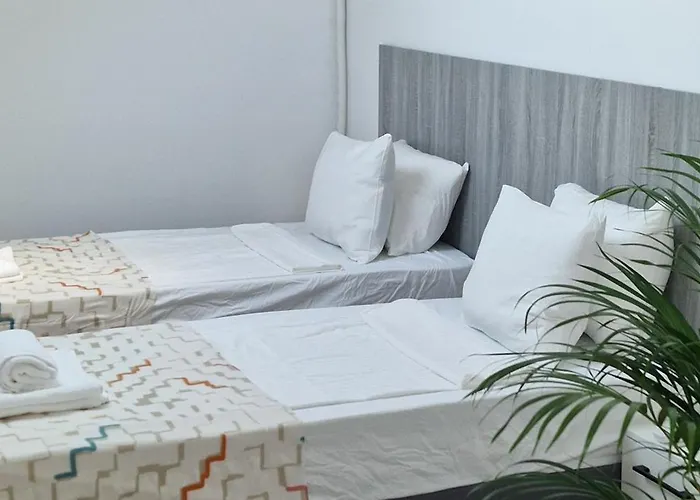 Apartment White Flat - Skyview Duplex Bucharest