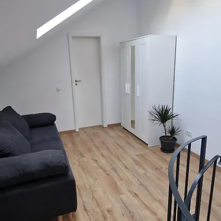 شقة White Flat - Skyview Duplex