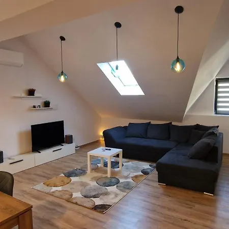 White Flat - Skyview Duplex Apartamento