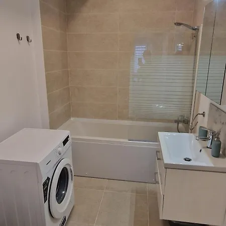 White Flat - Skyview Duplex * Bucarest
