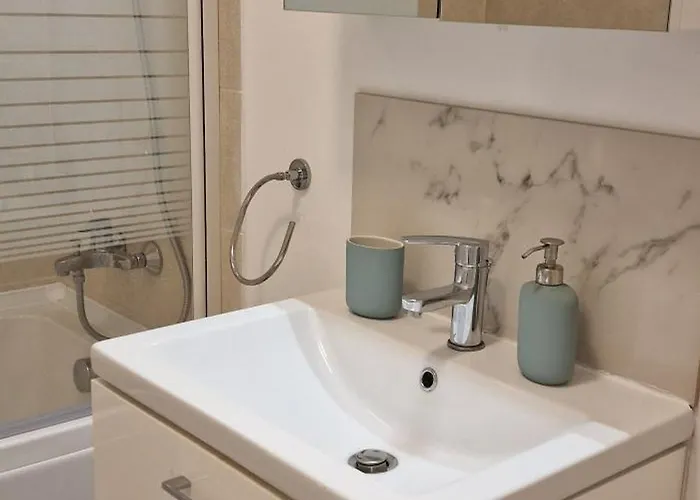 White Flat - Skyview Duplex Apartment Bukarest